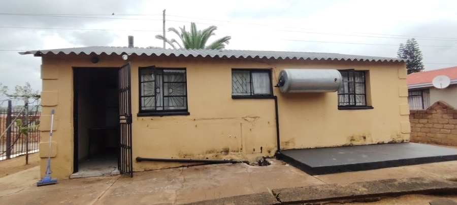 To Let 2 Bedroom Property for Rent in Mabopane Unit C North West